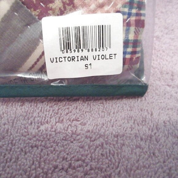 Waverly Victorian Violets Quilted Patchwork Pillow Shams Standard Set Of 2 NEW - Picture 10 of 10